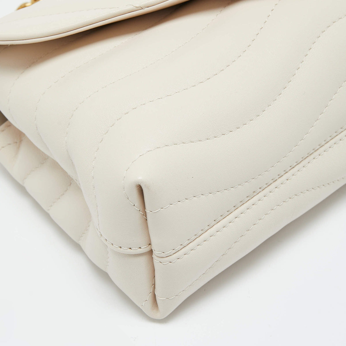 Louis Vuitton New Wave MM Chain Bag - Ivory