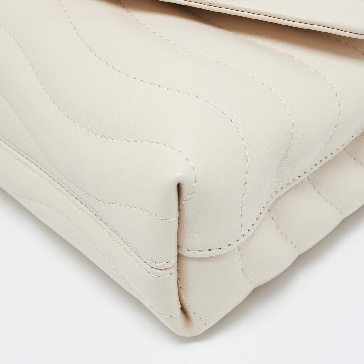 Louis Vuitton New Wave MM Chain Bag - Ivory